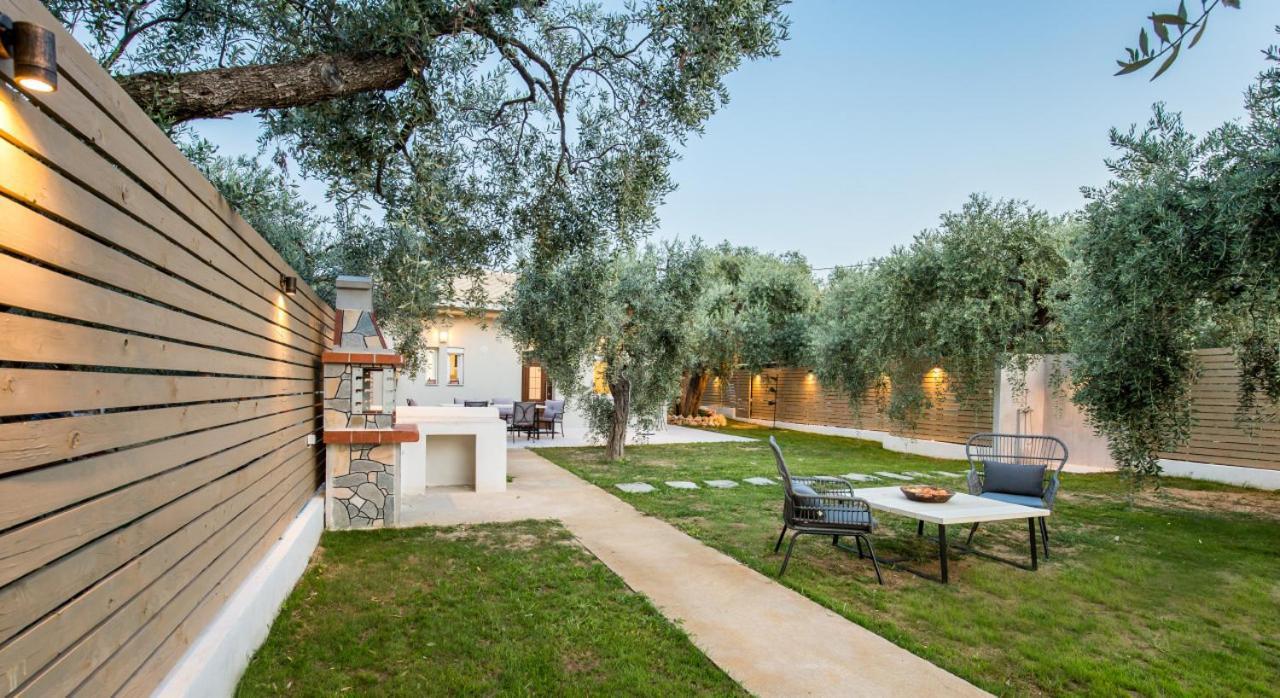 Villa 4 You Iliopetra Skala Sotiros Buitenkant foto