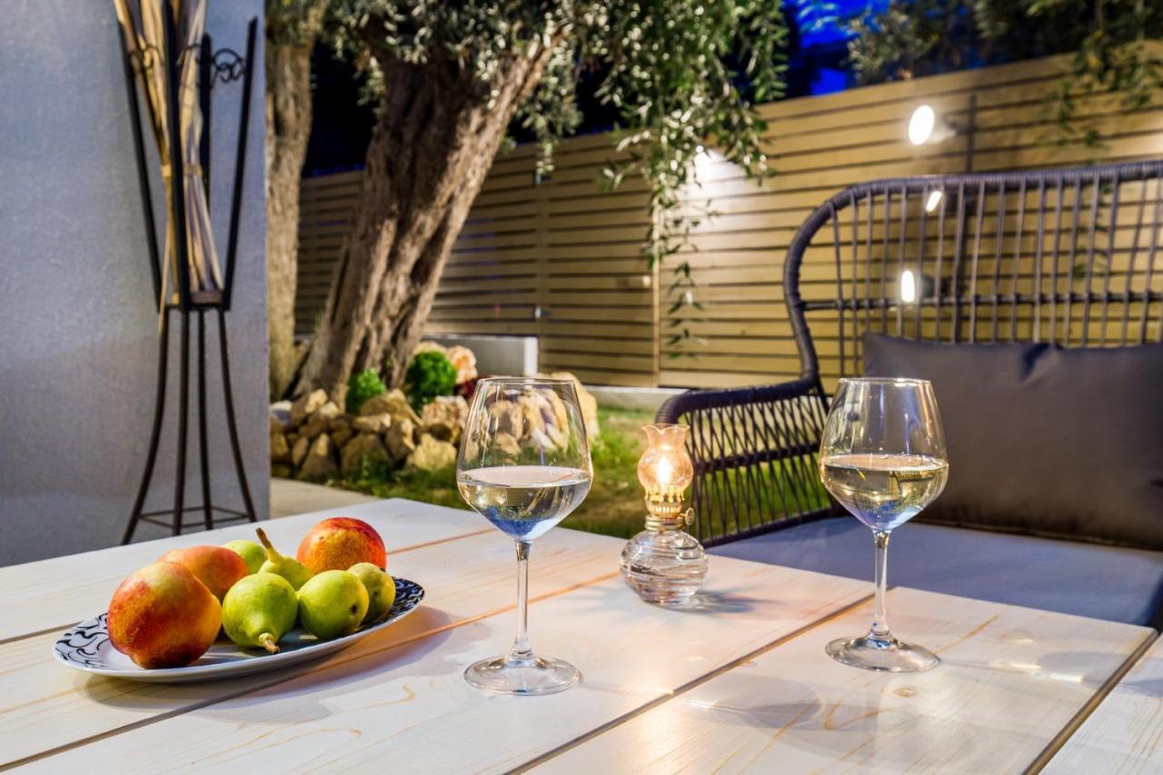 Villa 4 You Iliopetra Skala Sotiros Buitenkant foto