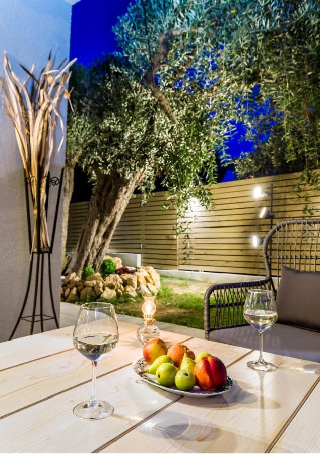 Villa 4 You Iliopetra Skala Sotiros Buitenkant foto